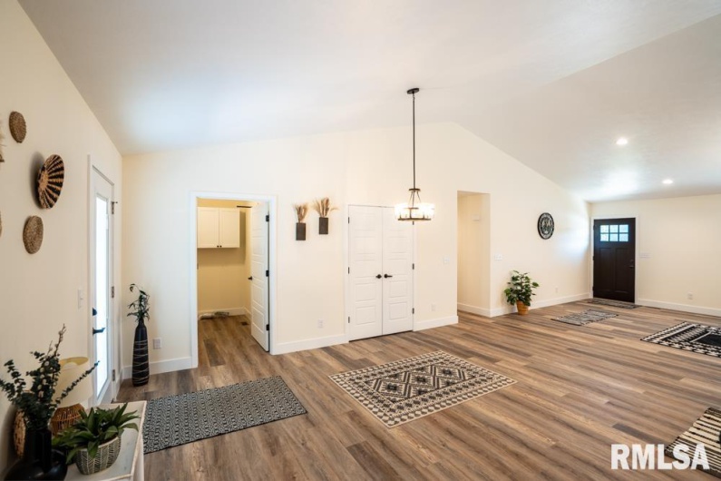 659 COPPER CREEK Lane, Herrin, Illinois 62948, 3 Bedrooms Bedrooms, 0 ,2 BathroomsBathrooms,Residential,For Sale,COPPER CREEK,0,RMAPA1263568