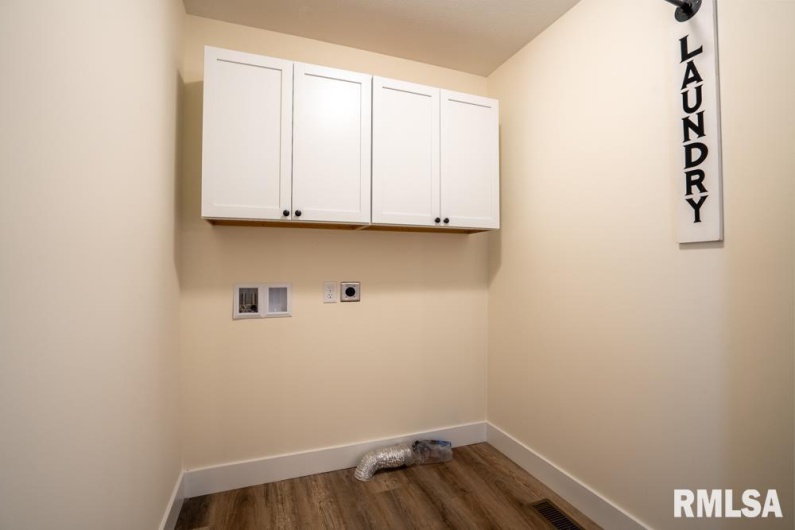 659 COPPER CREEK Lane, Herrin, Illinois 62948, 3 Bedrooms Bedrooms, 0 ,2 BathroomsBathrooms,Residential,For Sale,COPPER CREEK,0,RMAPA1263568