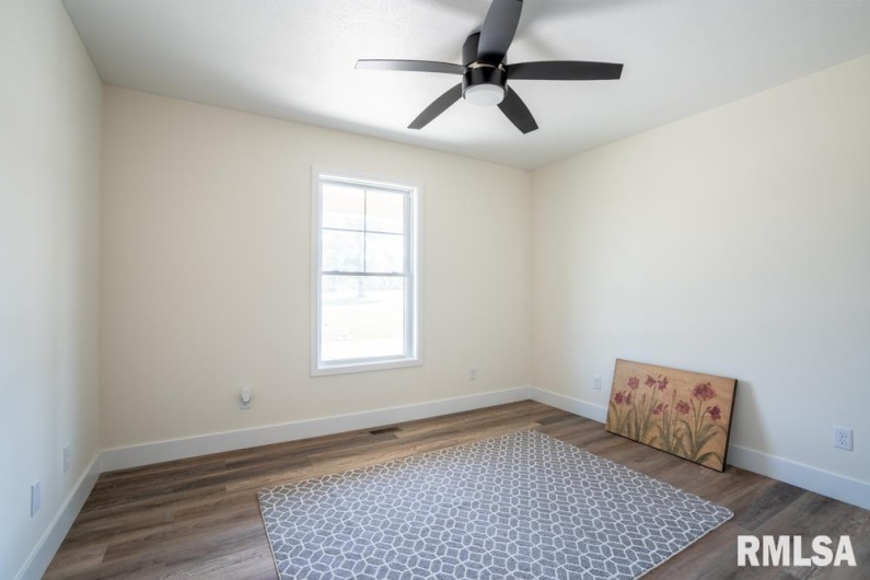 659 COPPER CREEK Lane, Herrin, Illinois 62948, 3 Bedrooms Bedrooms, 0 ,2 BathroomsBathrooms,Residential,For Sale,COPPER CREEK,0,RMAPA1263568