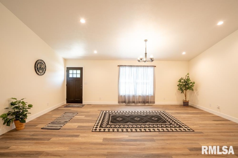 659 COPPER CREEK Lane, Herrin, Illinois 62948, 3 Bedrooms Bedrooms, 0 ,2 BathroomsBathrooms,Residential,For Sale,COPPER CREEK,0,RMAPA1263568