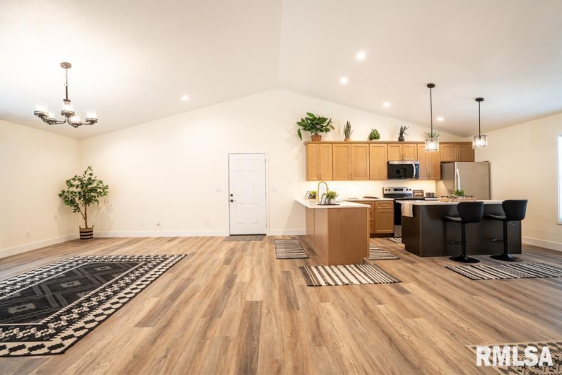 659 COPPER CREEK Lane, Herrin, Illinois 62948, 3 Bedrooms Bedrooms, 0 ,2 BathroomsBathrooms,Residential,For Sale,COPPER CREEK,0,RMAPA1263568