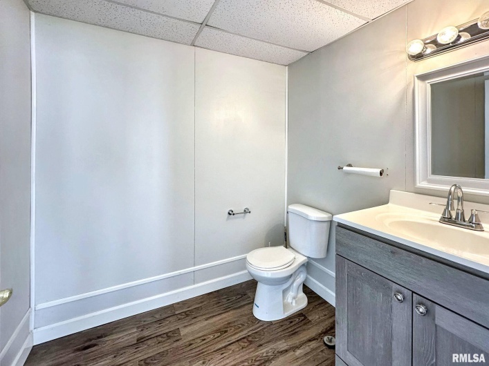 1112 PARK Avenue, Herrin, Illinois 62948, 0 , 0 ,0,Commercial Lease,For Sale,PARK,0,RMAPA1263588