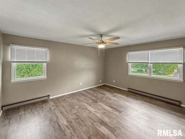 39 Butternut Hill Drive, Carbondale, Illinois 52903, 5 Bedrooms Bedrooms, 0 ,3 BathroomsBathrooms,Residential,For Sale,Butternut Hill,0,RMAPA1263580