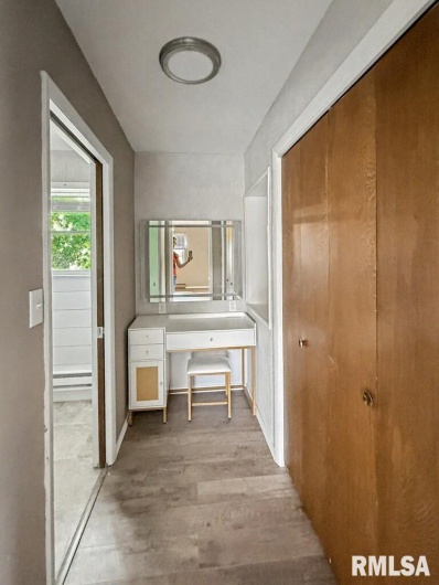 39 Butternut Hill Drive, Carbondale, Illinois 52903, 5 Bedrooms Bedrooms, 0 ,3 BathroomsBathrooms,Residential,For Sale,Butternut Hill,0,RMAPA1263580