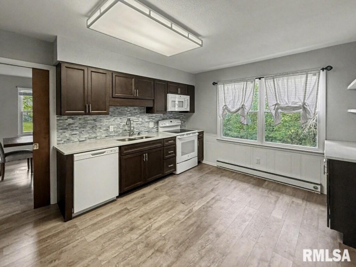 39 Butternut Hill Drive, Carbondale, Illinois 52903, 5 Bedrooms Bedrooms, 0 ,3 BathroomsBathrooms,Residential,For Sale,Butternut Hill,0,RMAPA1263580