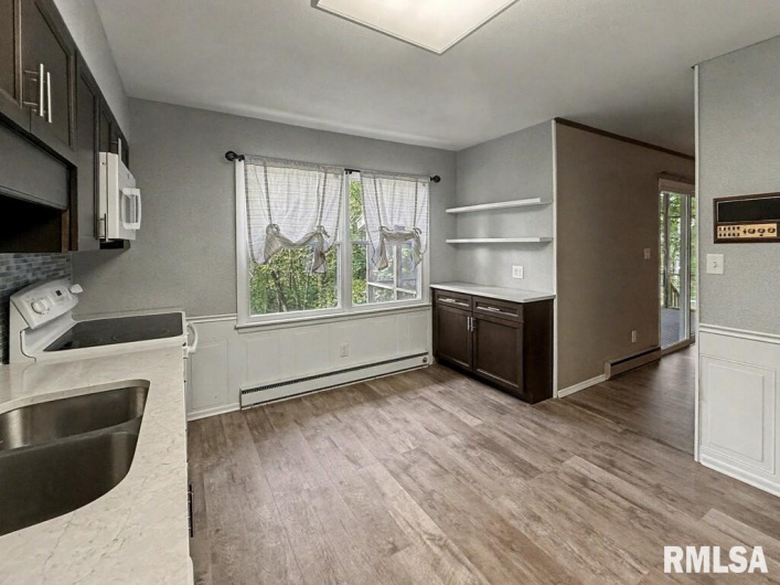 39 Butternut Hill Drive, Carbondale, Illinois 52903, 5 Bedrooms Bedrooms, 0 ,3 BathroomsBathrooms,Residential,For Sale,Butternut Hill,0,RMAPA1263580