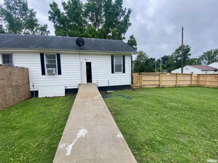 306 WASHINGTON Street, Gorham, Illinois 62940, 2 Bedrooms Bedrooms, 0 ,1 BathroomBathrooms,Residential,For Sale,WASHINGTON,0,RMAPA1263623