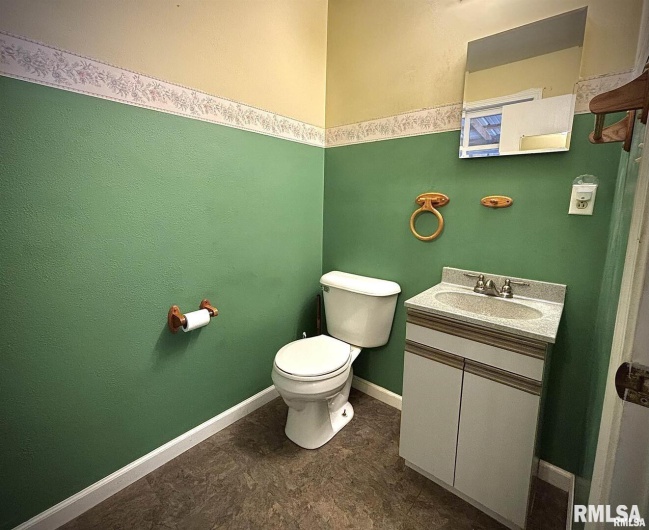 200 Williford Road, Jonesboro, Illinois 62952, 3 Bedrooms Bedrooms, 0 ,1 BathroomBathrooms,Residential,For Sale,Williford,0,RMAPA1263705