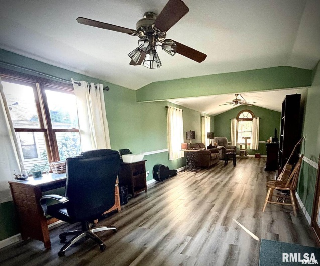 200 Williford Road, Jonesboro, Illinois 62952, 3 Bedrooms Bedrooms, 0 ,1 BathroomBathrooms,Residential,For Sale,Williford,0,RMAPA1263705