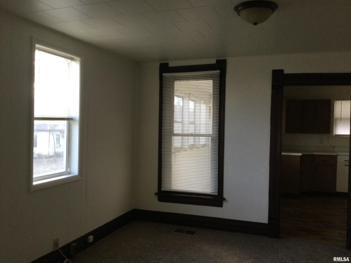 201 COURT Street, Anna, Illinois 62906, 2 Bedrooms Bedrooms, 0 ,1 BathroomBathrooms,Residential,For Sale,COURT,0,RMAPA1263701