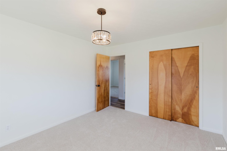 17666 Highway 37 Route, West Frankfort, Illinois 62896, 3 Bedrooms Bedrooms, 0 ,2 BathroomsBathrooms,Residential,For Sale,Highway 37,0,RMAPA1263704