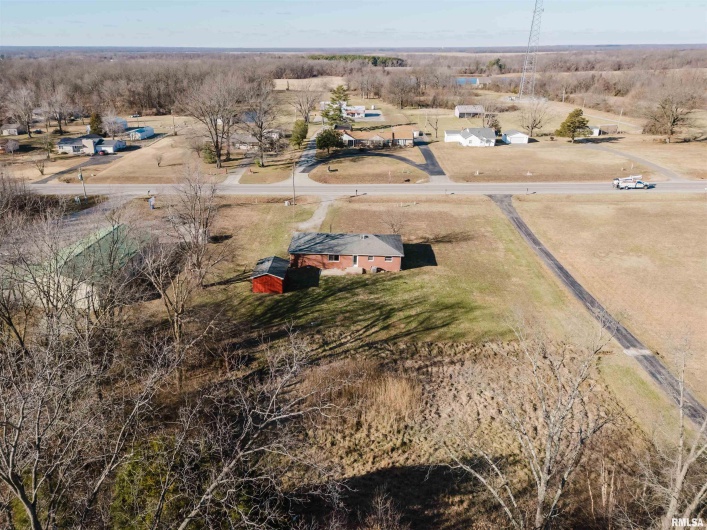 17666 Highway 37 Route, West Frankfort, Illinois 62896, 3 Bedrooms Bedrooms, 0 ,2 BathroomsBathrooms,Residential,For Sale,Highway 37,0,RMAPA1263704