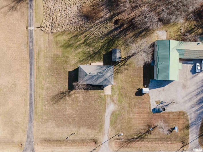 17666 Highway 37 Route, West Frankfort, Illinois 62896, 3 Bedrooms Bedrooms, 0 ,2 BathroomsBathrooms,Residential,For Sale,Highway 37,0,RMAPA1263704