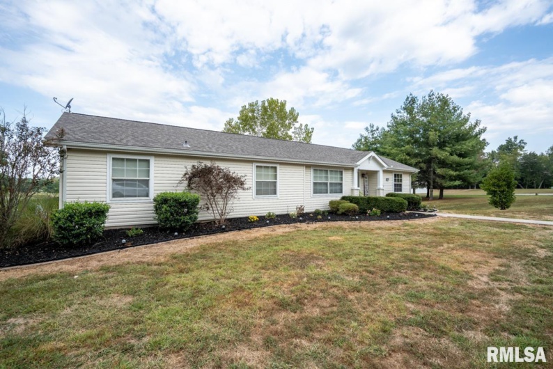 12451 Dahmer Way, Carterville, Illinois 62918, 5 Bedrooms Bedrooms, 0 ,3 BathroomsBathrooms,Residential,For Sale,Dahmer,0,RMAPA1263732