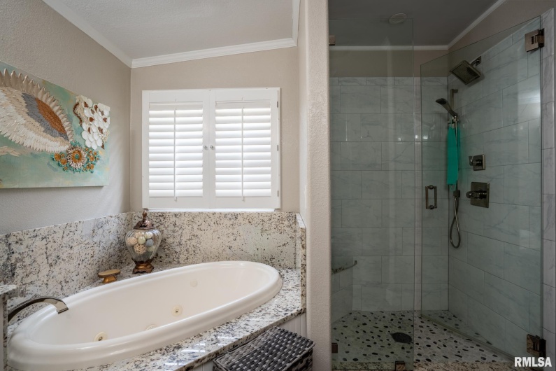 12451 Dahmer Way, Carterville, Illinois 62918, 5 Bedrooms Bedrooms, 0 ,3 BathroomsBathrooms,Residential,For Sale,Dahmer,0,RMAPA1263732