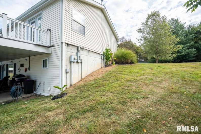 12451 Dahmer Way, Carterville, Illinois 62918, 5 Bedrooms Bedrooms, 0 ,3 BathroomsBathrooms,Residential,For Sale,Dahmer,0,RMAPA1263732