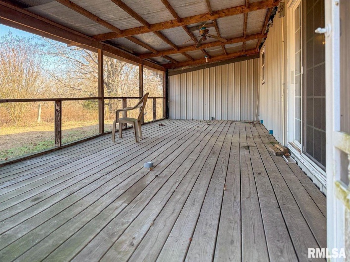 24 Fox Trott Lane, Golconda, Illinois 62938, 3 Bedrooms Bedrooms, 0 ,2 BathroomsBathrooms,Residential,For Sale,Fox Trott,0,RMAPA1263733