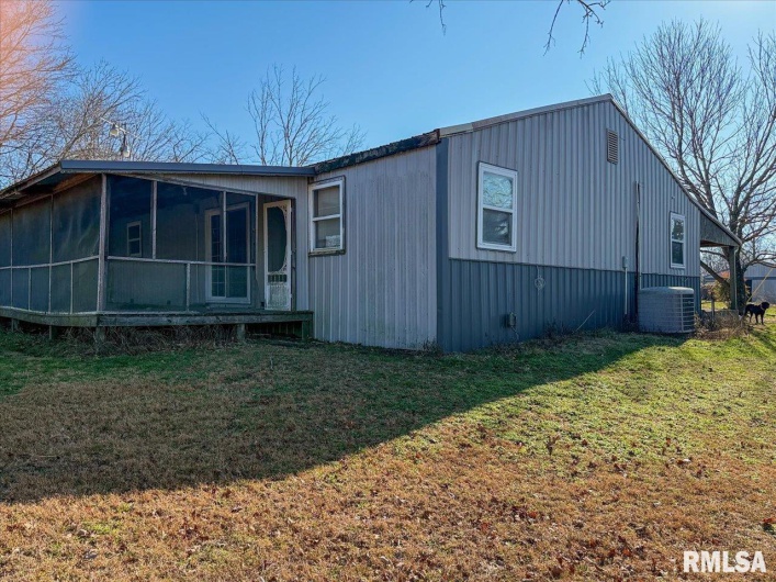 24 Fox Trott Lane, Golconda, Illinois 62938, 3 Bedrooms Bedrooms, 0 ,2 BathroomsBathrooms,Residential,For Sale,Fox Trott,0,RMAPA1263733