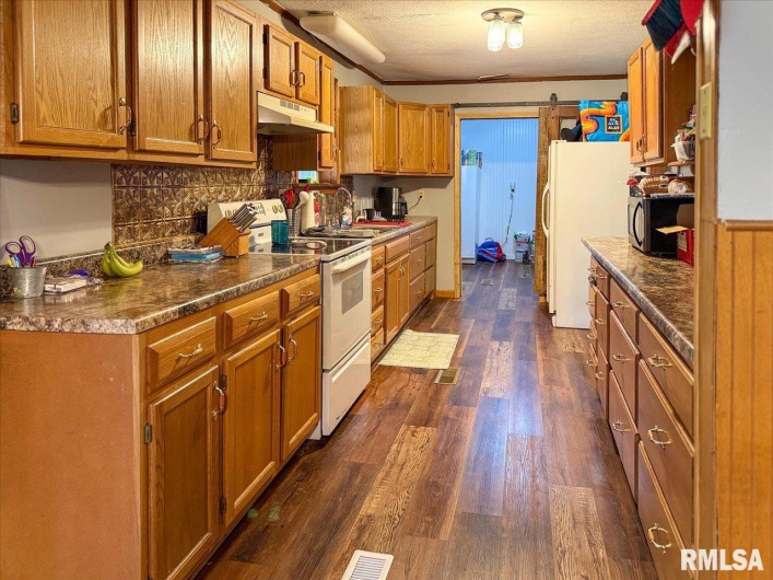 24 Fox Trott Lane, Golconda, Illinois 62938, 3 Bedrooms Bedrooms, 0 ,2 BathroomsBathrooms,Residential,For Sale,Fox Trott,0,RMAPA1263733