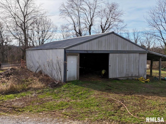 24 Fox Trott Lane, Golconda, Illinois 62938, 3 Bedrooms Bedrooms, 0 ,2 BathroomsBathrooms,Residential,For Sale,Fox Trott,0,RMAPA1263733