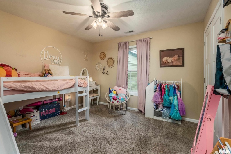 306 PENNSYLVANIA Avenue, Carterville, Illinois 62918, 3 Bedrooms Bedrooms, 0 ,2 BathroomsBathrooms,Residential,For Sale,PENNSYLVANIA,0,RMAPA1263741