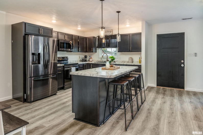 306 PENNSYLVANIA Avenue, Carterville, Illinois 62918, 3 Bedrooms Bedrooms, 0 ,2 BathroomsBathrooms,Residential,For Sale,PENNSYLVANIA,0,RMAPA1263741