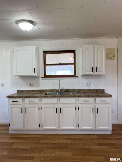 313 WEBSTER Street, Herrin, Illinois 62948, 1 Bedroom Bedrooms, 0 ,1 BathroomBathrooms,Residential,For Sale,WEBSTER,0,RMAPA1263718