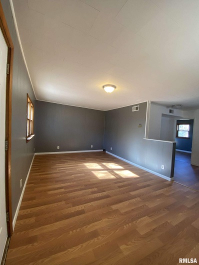 313 WEBSTER Street, Herrin, Illinois 62948, 1 Bedroom Bedrooms, 0 ,1 BathroomBathrooms,Residential,For Sale,WEBSTER,0,RMAPA1263718