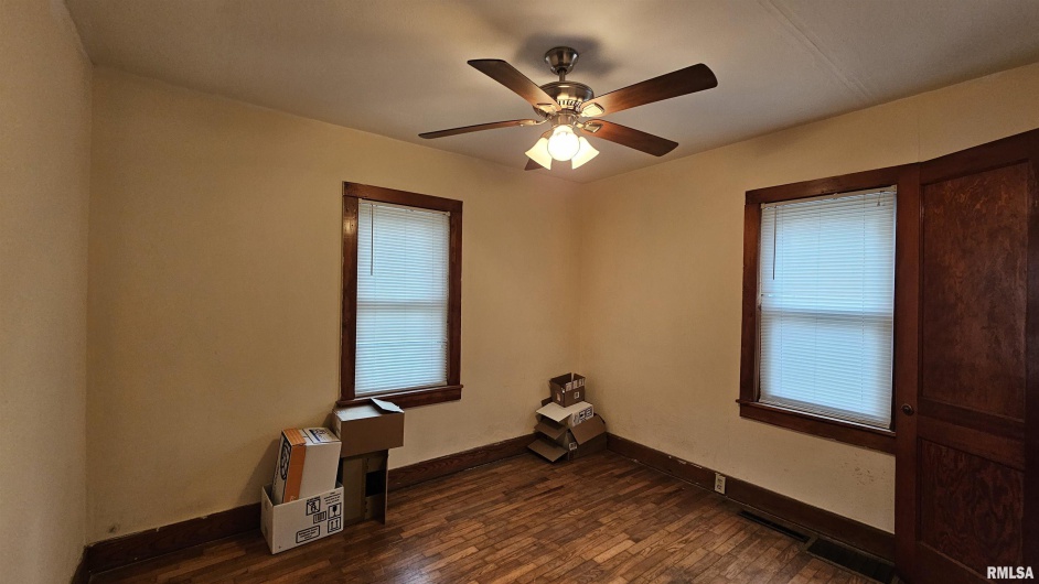 804 HARRISON Street, Herrin, Illinois 62948, 2 Bedrooms Bedrooms, 0 ,1 BathroomBathrooms,Residential,For Sale,HARRISON,0,RMAPA1263747