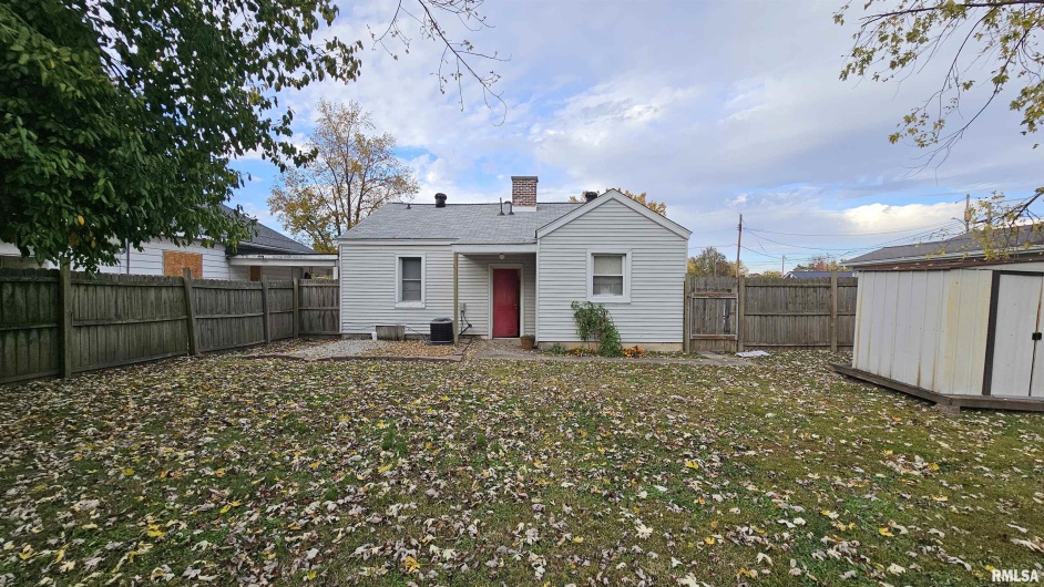 804 HARRISON Street, Herrin, Illinois 62948, 2 Bedrooms Bedrooms, 0 ,1 BathroomBathrooms,Residential,For Sale,HARRISON,0,RMAPA1263747