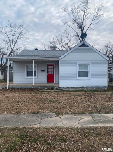 804 HARRISON Street, Herrin, Illinois 62948, 2 Bedrooms Bedrooms, 0 ,1 BathroomBathrooms,Residential,For Sale,HARRISON,0,RMAPA1263747