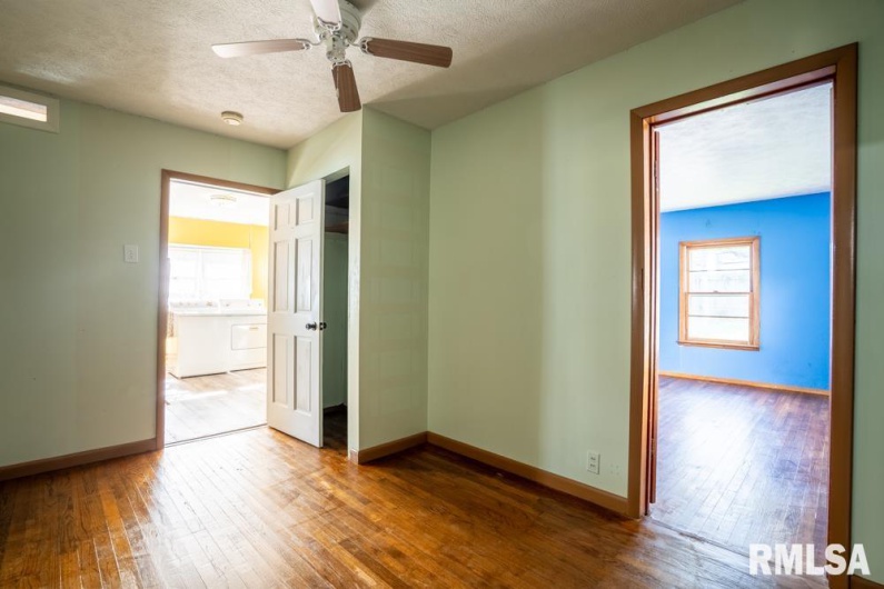 913 12TH Street, Herrin, Illinois 62948, 3 Bedrooms Bedrooms, 0 ,1 BathroomBathrooms,Residential,For Sale,12TH,0,RMAPA1263768