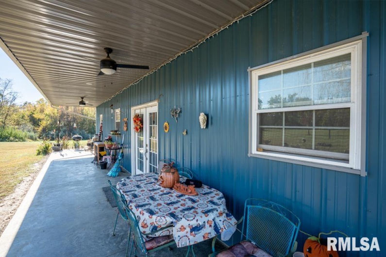 13261 CASEY Road, Marion, Illinois 62959, 3 Bedrooms Bedrooms, 0 ,2 BathroomsBathrooms,Residential,For Sale,CASEY,0,RMAPA1263769