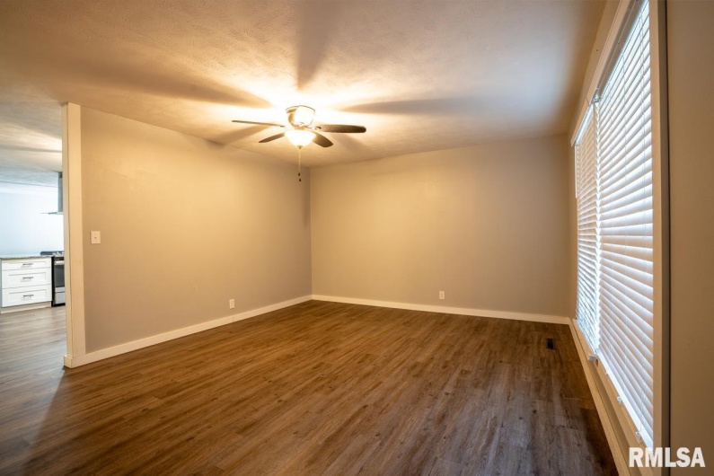 1104 POPLAR Street, Herrin, Illinois 62948, 3 Bedrooms Bedrooms, 0 ,1 BathroomBathrooms,Residential,For Sale,POPLAR,0,RMAPA1263795