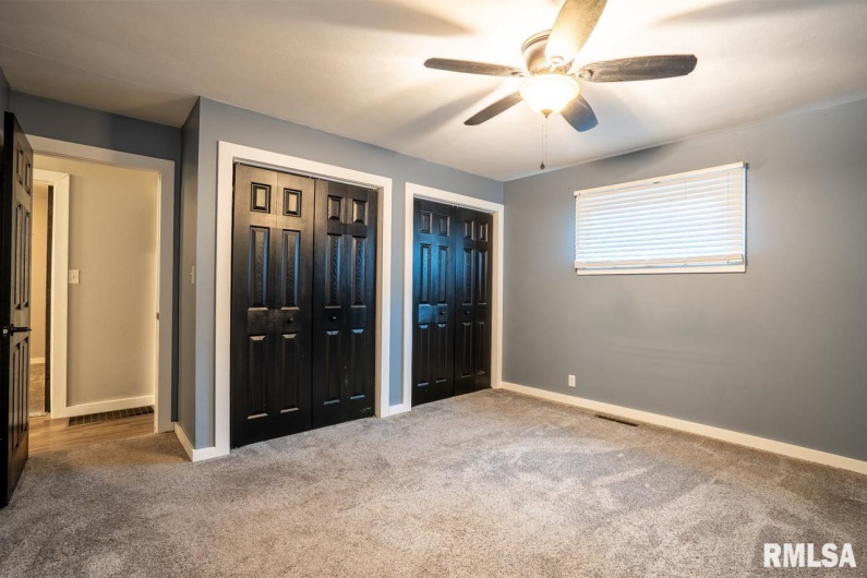 1104 POPLAR Street, Herrin, Illinois 62948, 3 Bedrooms Bedrooms, 0 ,1 BathroomBathrooms,Residential,For Sale,POPLAR,0,RMAPA1263795