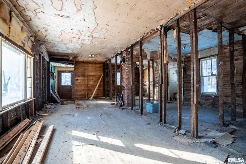 1500 ADAMS Street, Herrin, Illinois 62948, 2 Bedrooms Bedrooms, 0 ,1 BathroomBathrooms,Residential,For Sale,ADAMS,0,RMAPA1263809