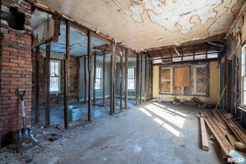 1500 ADAMS Street, Herrin, Illinois 62948, 2 Bedrooms Bedrooms, 0 ,1 BathroomBathrooms,Residential,For Sale,ADAMS,0,RMAPA1263809