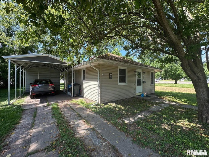 525 NORTH Street, Murphysboro, Illinois 62966, 2 Bedrooms Bedrooms, 0 ,1 BathroomBathrooms,Residential,For Sale,NORTH,0,RMAPA1263889