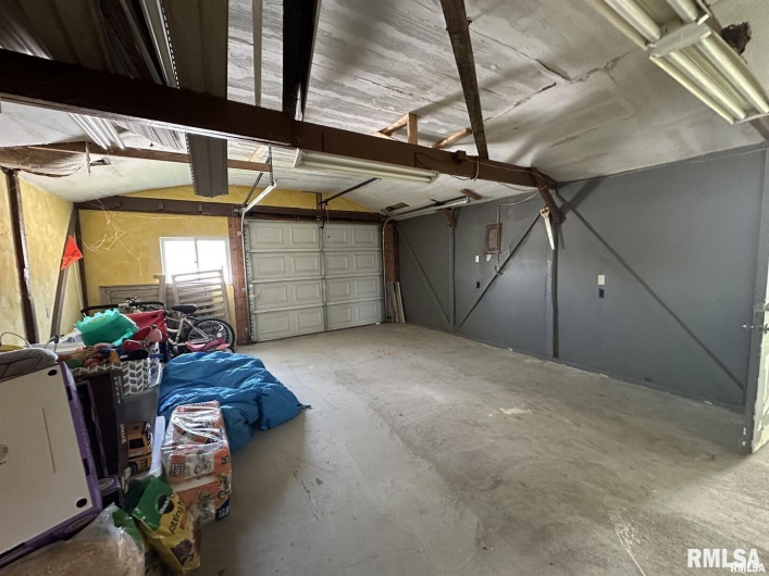 525 NORTH Street, Murphysboro, Illinois 62966, 2 Bedrooms Bedrooms, 0 ,1 BathroomBathrooms,Residential,For Sale,NORTH,0,RMAPA1263889