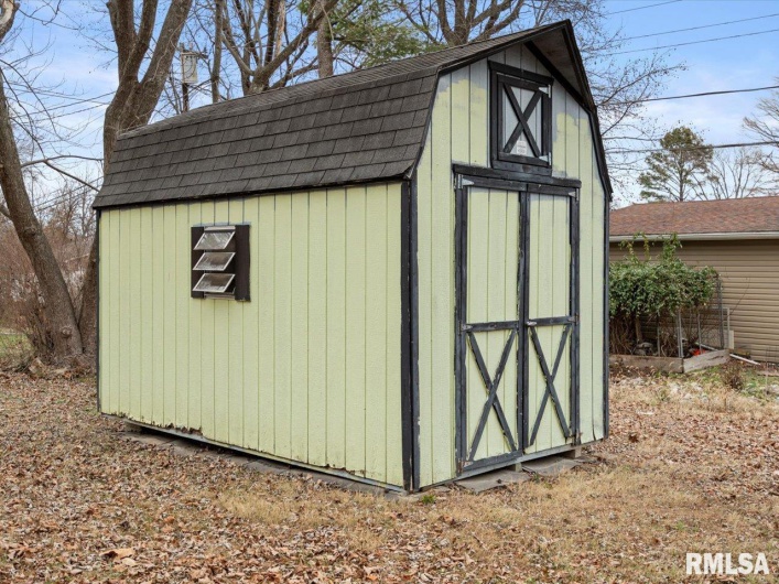 520 6TH Street, Herrin, Illinois 62948, 3 Bedrooms Bedrooms, 0 ,1 BathroomBathrooms,Residential,For Sale,6TH,0,RMAPA1263321