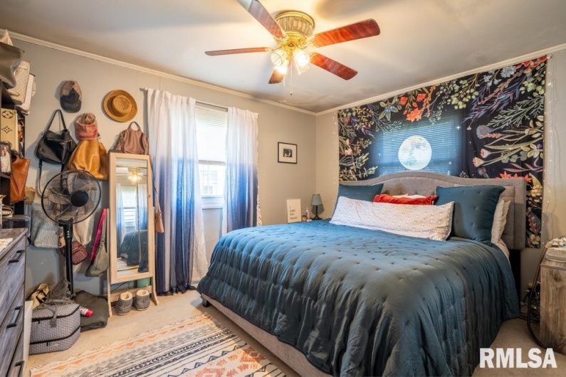 116 CIRCLE Drive, Herrin, Illinois 62948, 3 Bedrooms Bedrooms, 0 ,1 BathroomBathrooms,Residential,For Sale,CIRCLE,0,RMAPA1263904