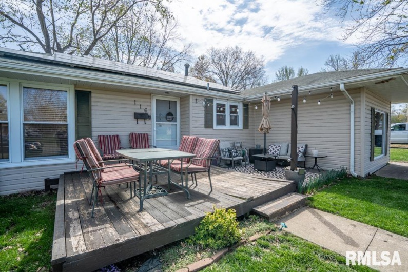 116 CIRCLE Drive, Herrin, Illinois 62948, 3 Bedrooms Bedrooms, 0 ,1 BathroomBathrooms,Residential,For Sale,CIRCLE,0,RMAPA1263904