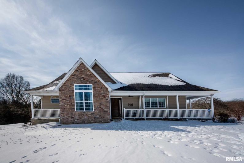 1135 Palzo Road, Creal Springs, Illinois 62922, 3 Bedrooms Bedrooms, 0 ,2 BathroomsBathrooms,Residential,For Sale,Palzo,0,RMAPA1263923