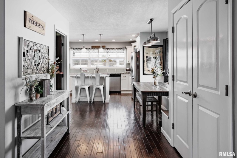 1135 Palzo Road, Creal Springs, Illinois 62922, 3 Bedrooms Bedrooms, 0 ,2 BathroomsBathrooms,Residential,For Sale,Palzo,0,RMAPA1263923