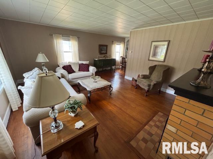 814 3RD Street, Rosiclare, Illinois 62982, 2 Bedrooms Bedrooms, 0 ,1 BathroomBathrooms,Residential,For Sale,3RD,0,RMAPA1263931