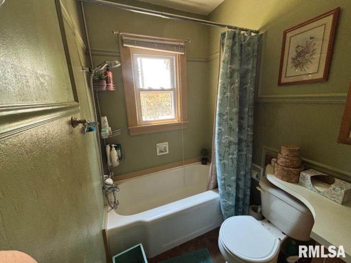 814 3RD Street, Rosiclare, Illinois 62982, 2 Bedrooms Bedrooms, 0 ,1 BathroomBathrooms,Residential,For Sale,3RD,0,RMAPA1263931