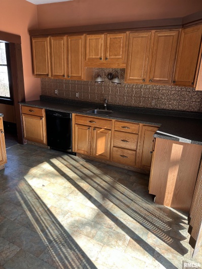 298 CEDAR CREEK Road, Makanda, Illinois 62958, 3 Bedrooms Bedrooms, 0 ,1 BathroomBathrooms,Residential,For Sale,CEDAR CREEK,0,RMAPA1263941