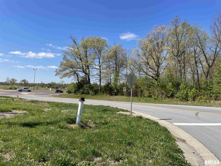 10311 FLEMING Road, Carterville, Illinois 62918, 0 , 0 ,0,Commercial Sale,For Sale,FLEMING,0,RMAEB439056