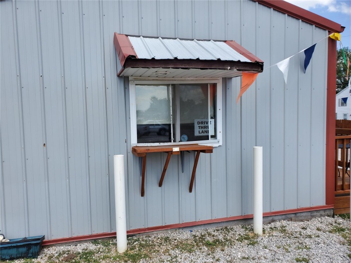2453 State Street, Chester, Illinois 62233, ,Commercial Sale,For Sale,State,MAR19057082