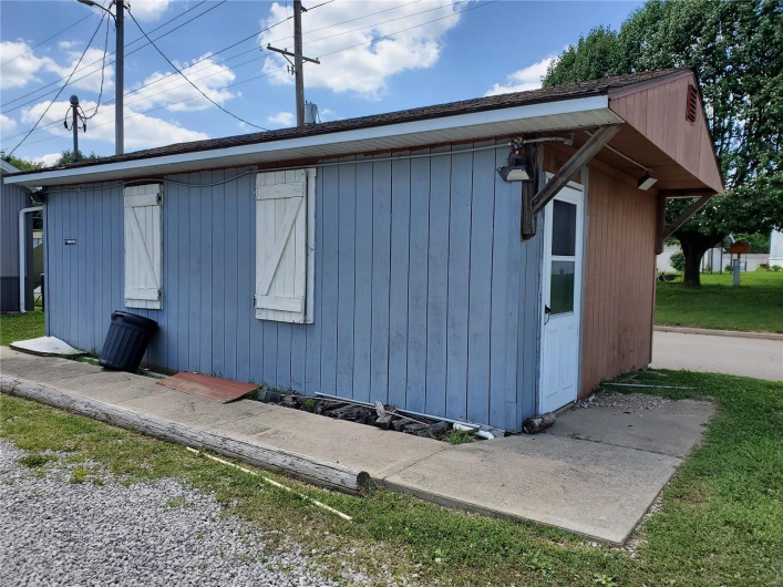 2453 State Street, Chester, Illinois 62233, ,Commercial Sale,For Sale,State,MAR19057082
